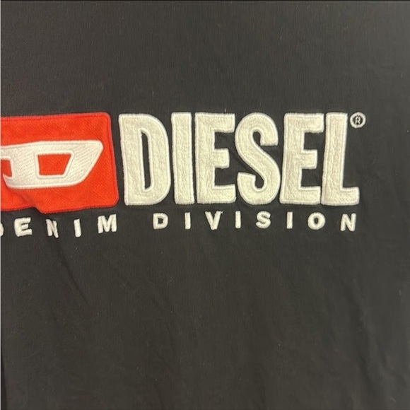 Diesel Denim Division Embroidered Graphic Tee. Sz L fits more like a M/women - Picture 2 of 4